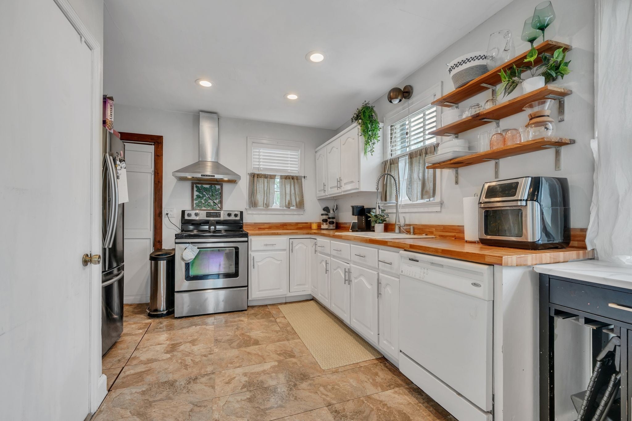 Home for sale in 1306 Mercury Dr Nashville, TN