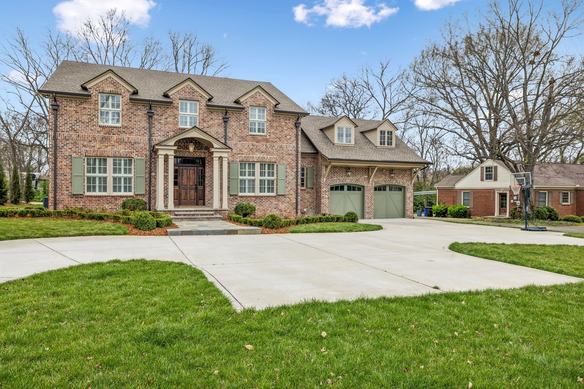 Home for sale in 4017 Outer Dr Nashville, TN
