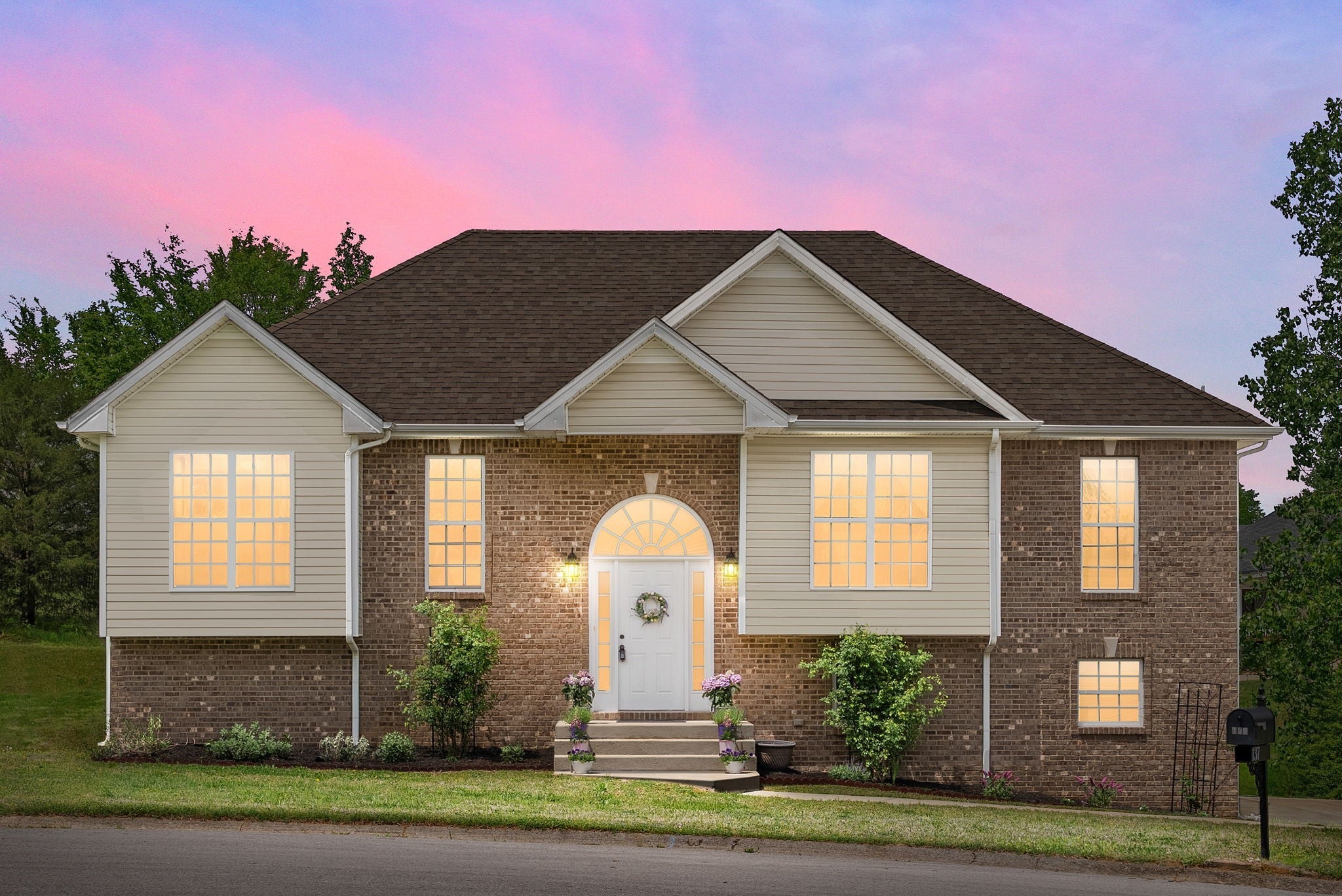 Home for sale in 137 Coniston Dr Clarksville, TN