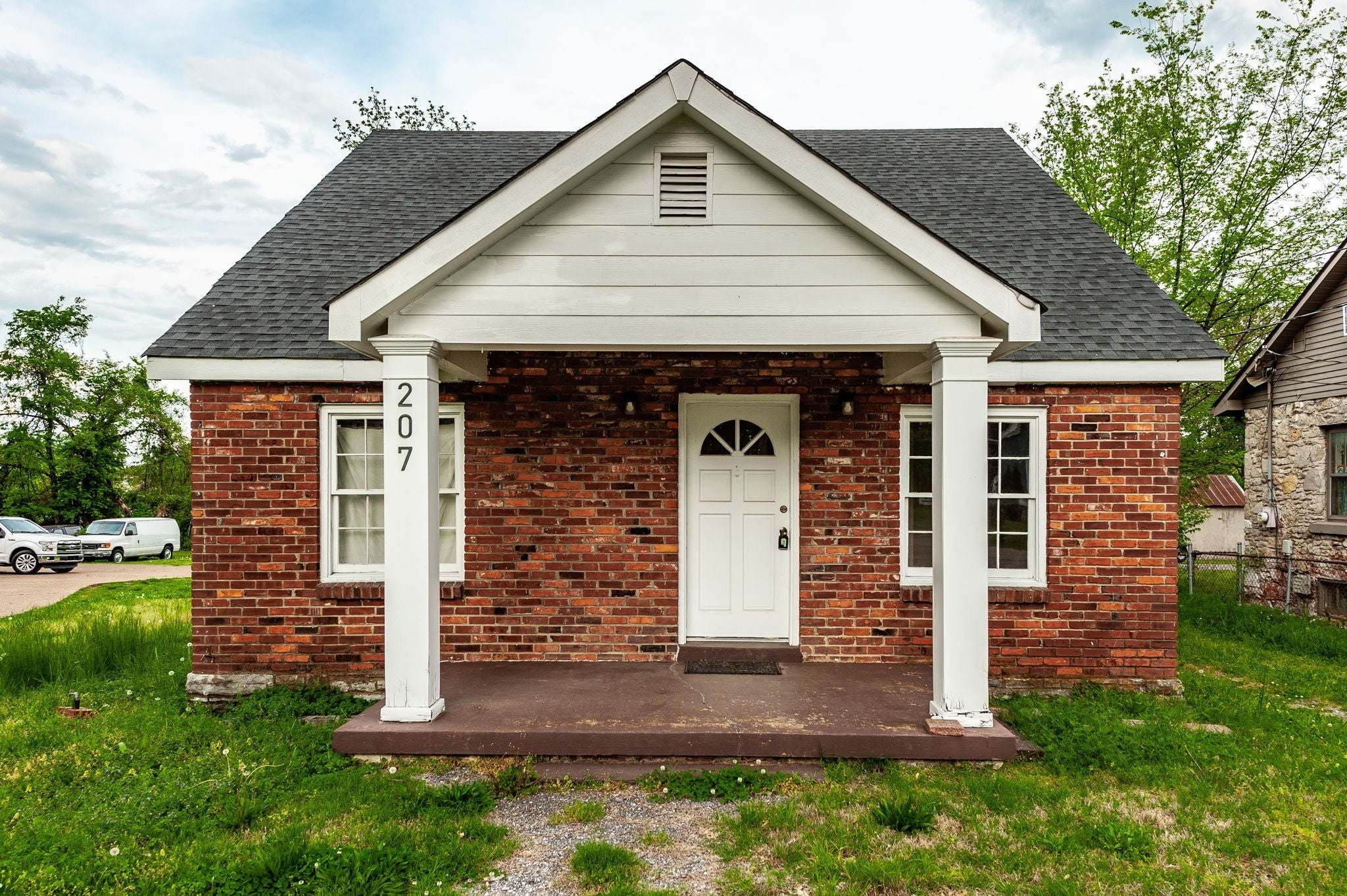 Home for sale in 207 Shivel Dr Hendersonville, TN