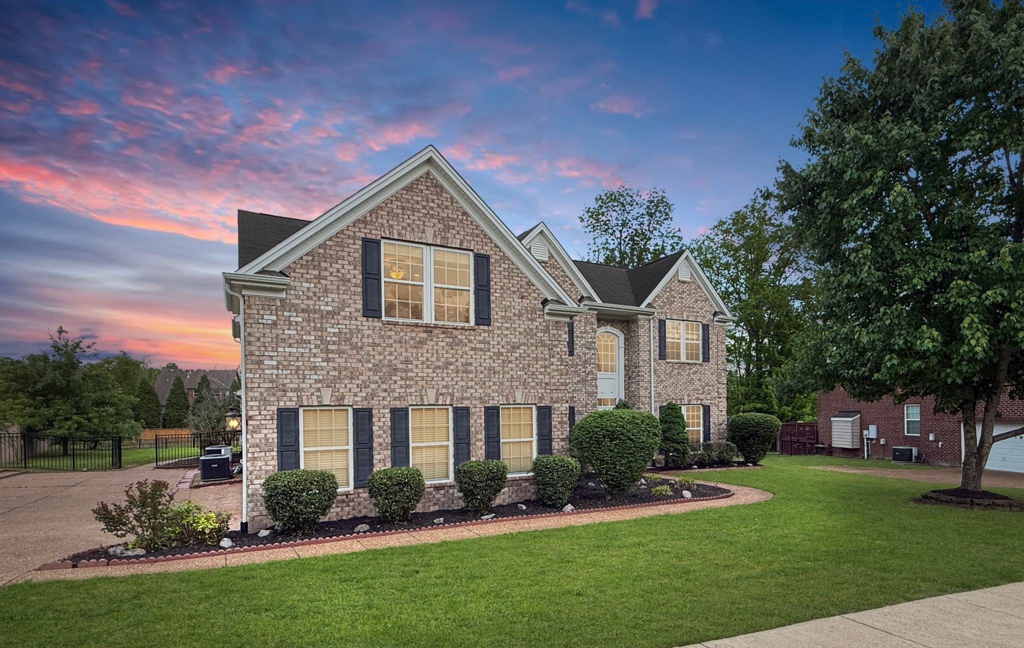 Home for sale in 103 Sophie Ct Hendersonville, TN