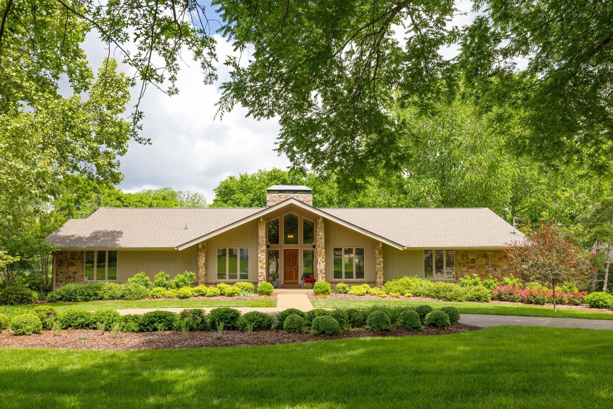 Brentwood Real Estate - Residential for sale