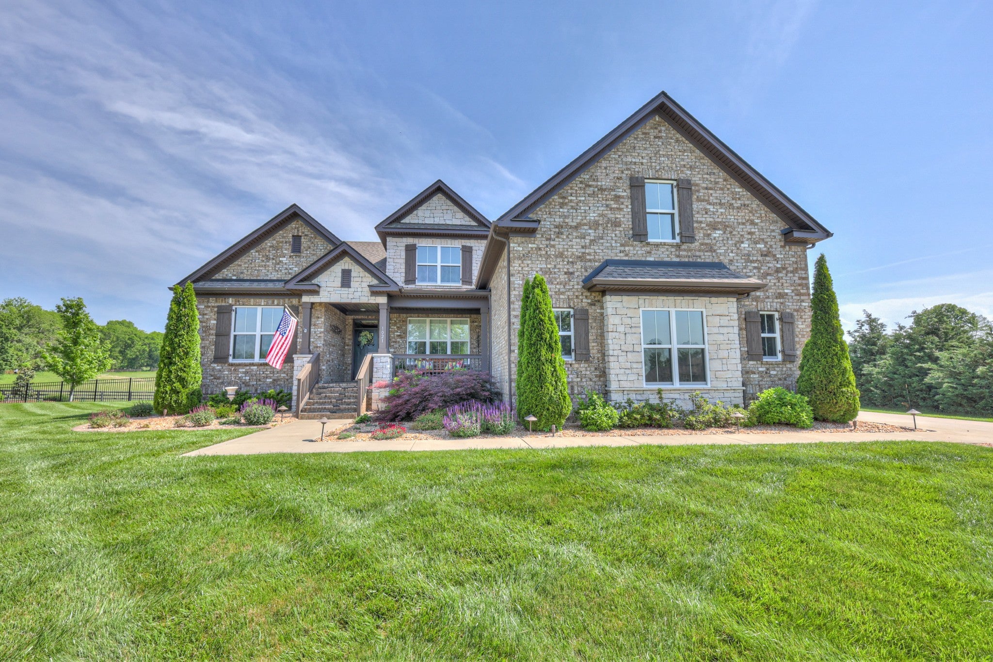 Home for sale in 1021 Hideaway Rd Columbia, TN