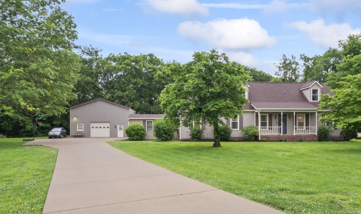 Home for sale in 4312 Seminary Rd Smyrna, TN