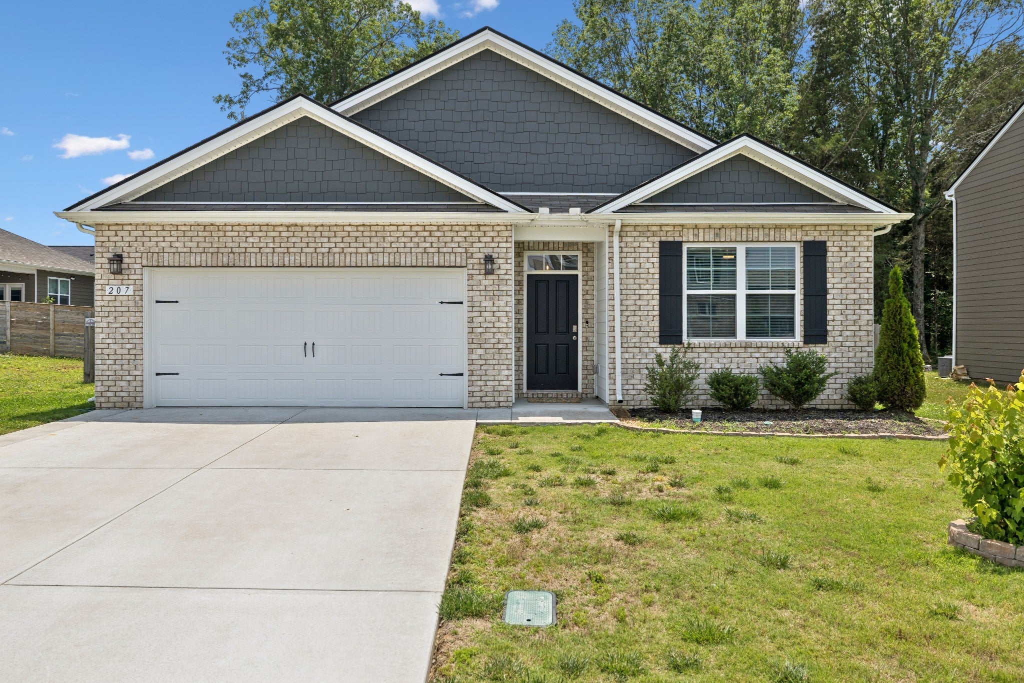 Residential Real Estate for sale in Chapel Hill, TN