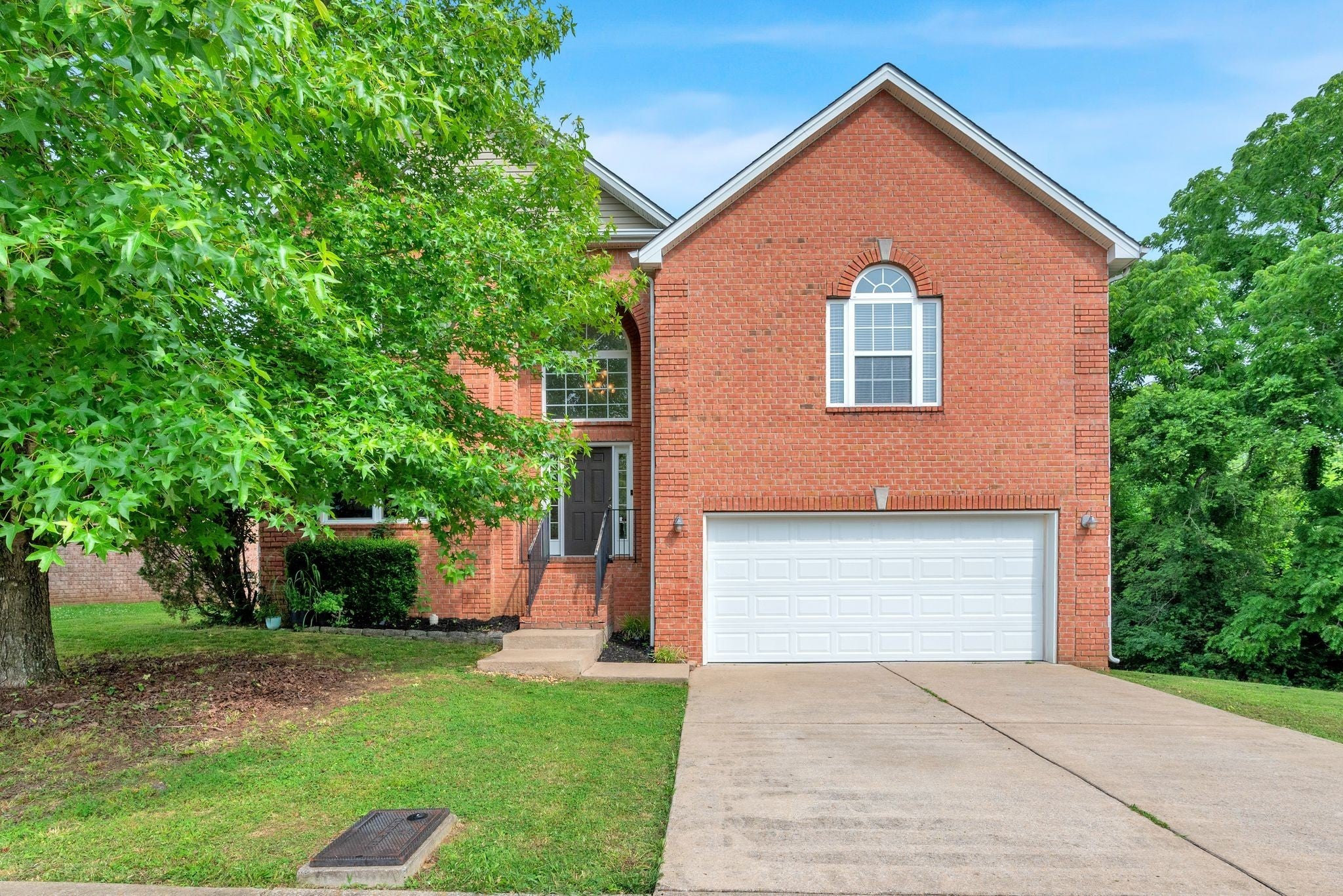 Home for sale in 1561 Constitution Ave Nashville, TN