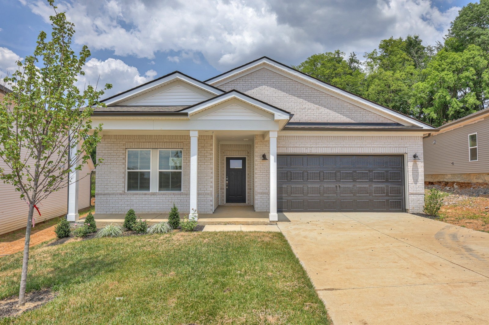 Home for sale in 801 Lewis Way Antioch, TN