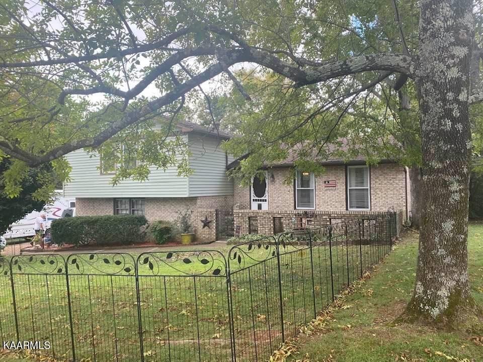 Home for sale in 3812 Lake Aire Drive Nashville, TN