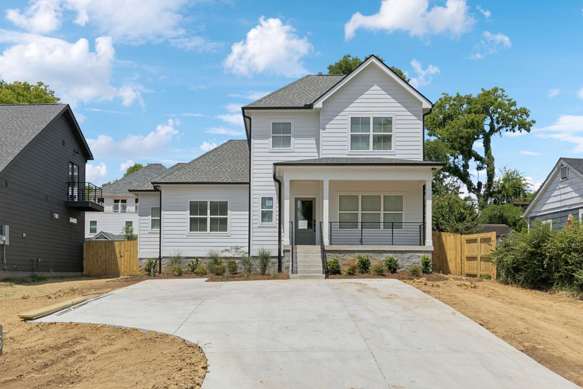 Home for sale in 1825 River Dr Nashville, TN