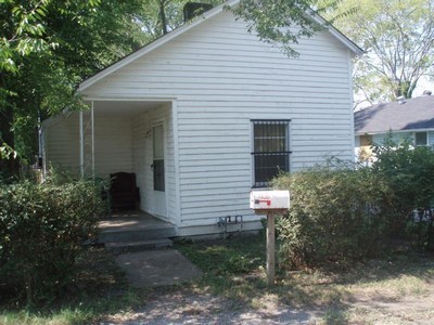 Home for sale in 1539 12th Ave N Nashville, TN