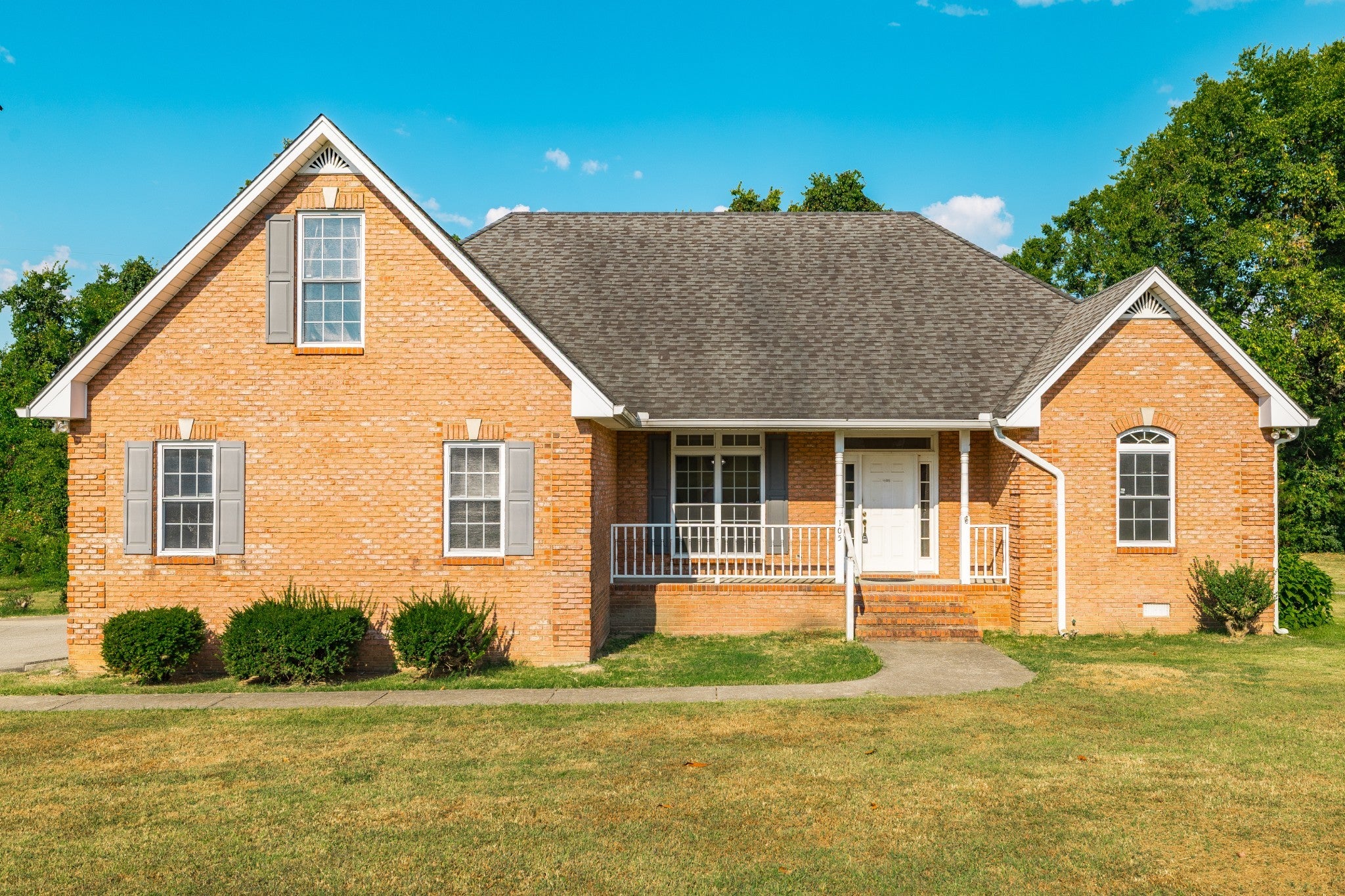 Home for sale in 105 Collinwood Dr Gallatin, TN