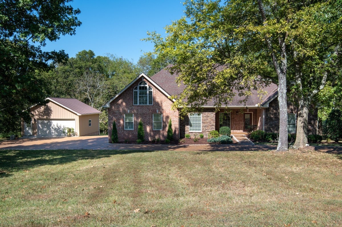 Home for sale in 1000 Choctaw Cv Gallatin, TN