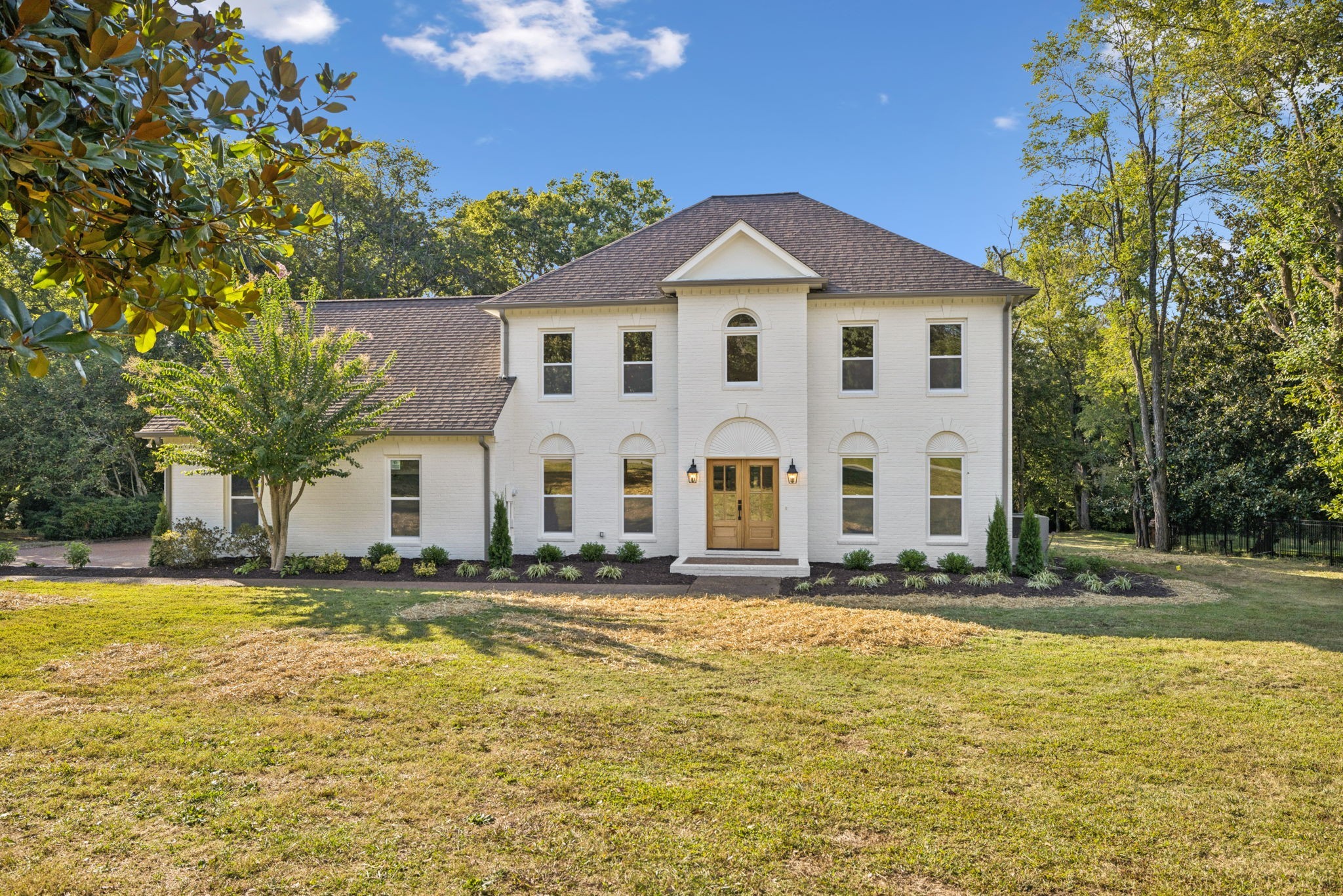 Home for sale in 1010 Vista Cir Franklin, TN