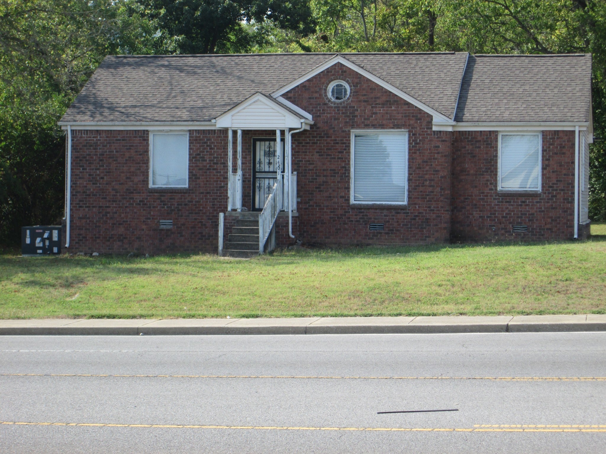 Home for sale in 2401 Buena Vista Pike Nashville, TN