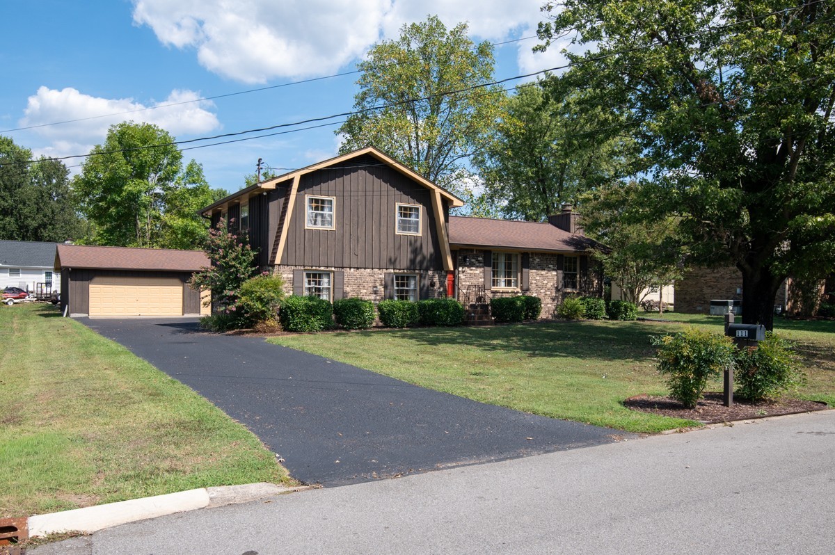 Residential Real Estate for sale in Hendersonville, TN