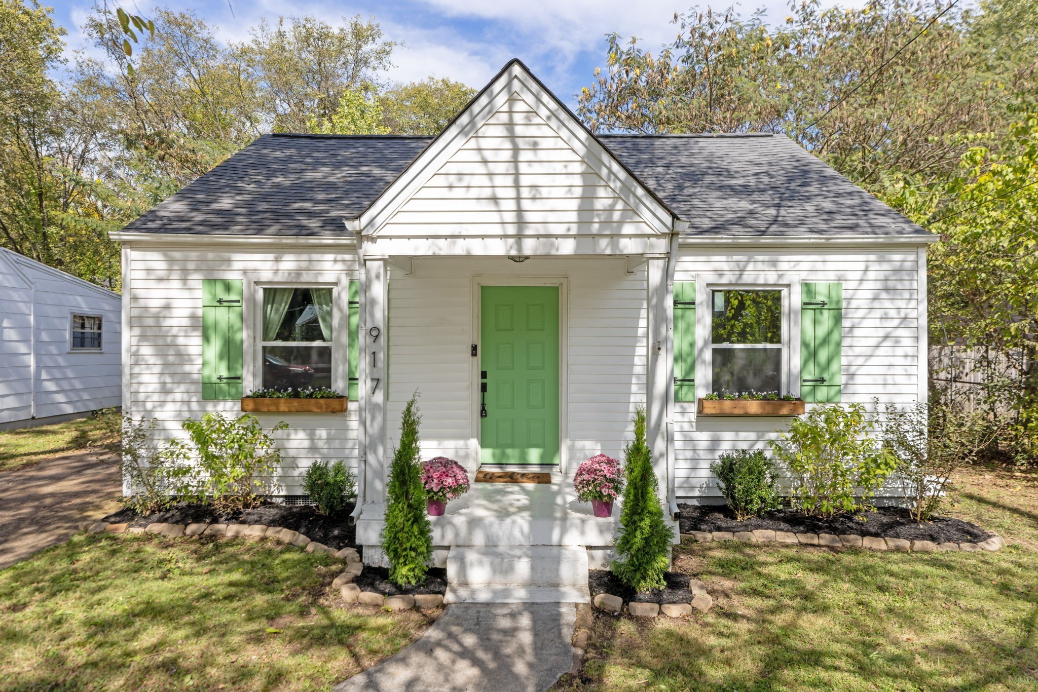 Home for sale in 917 Sharpe Ave Nashville, TN