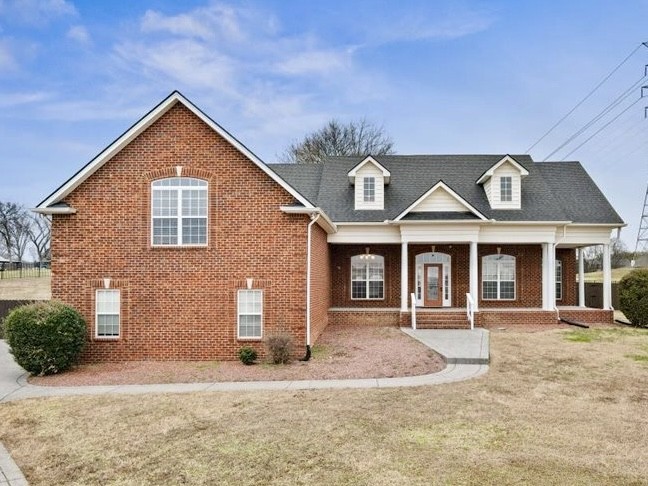 Home for sale in 927 Westbrook Dr Gallatin, TN