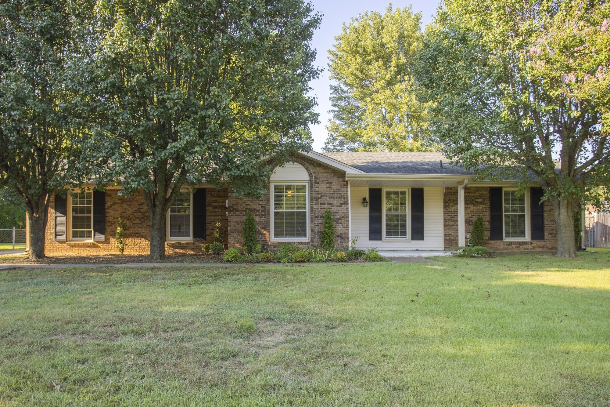 Home for sale in 113 Woodyside Dr Hendersonville, TN