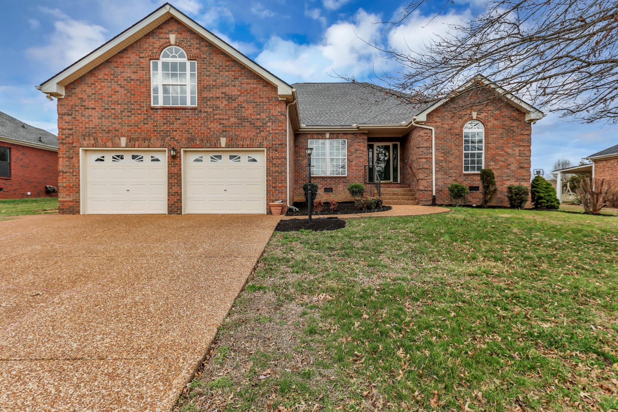 Residential Real Estate for sale in Hendersonville, TN