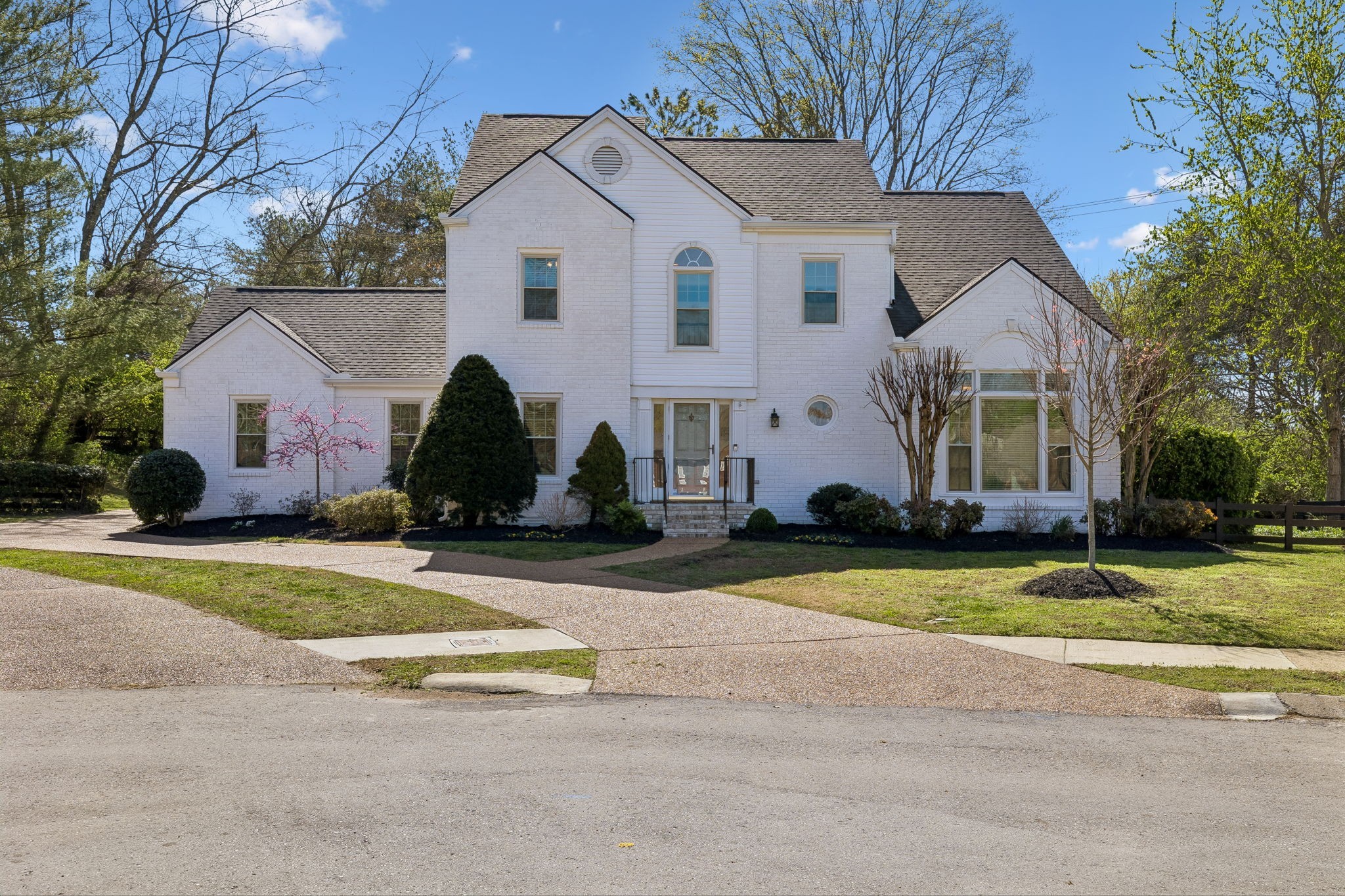 Home for sale in 209 Eagles Glen Ct Franklin, TN