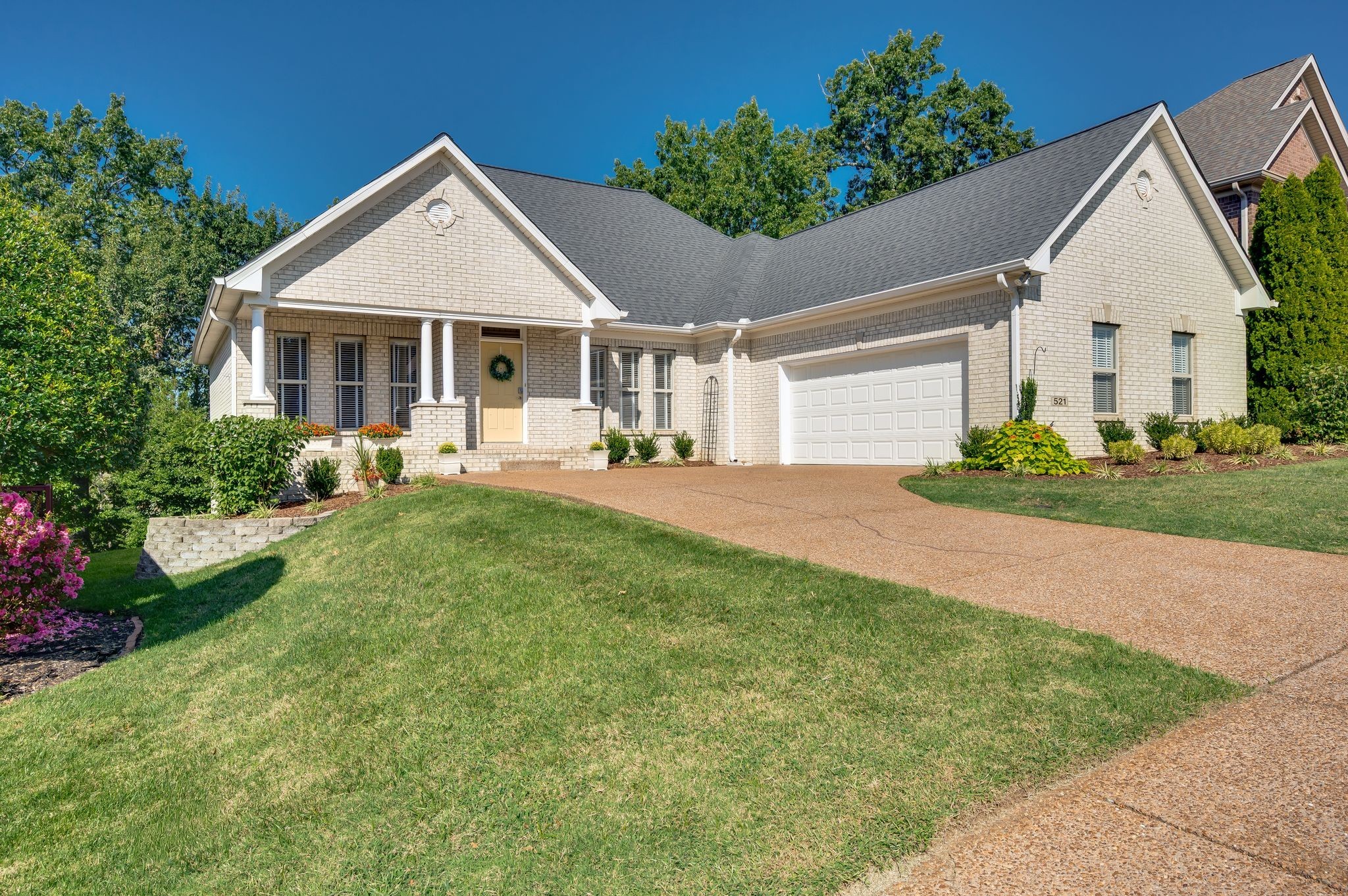 Home for sale in 521 Summit Oaks Ct Nashville, TN