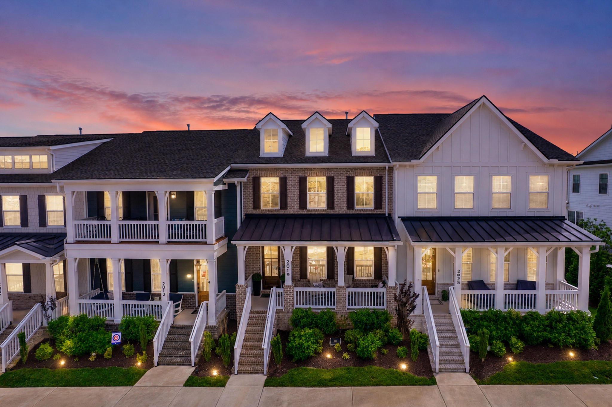 Home for sale in 2019 Braidwood Ln Franklin, TN