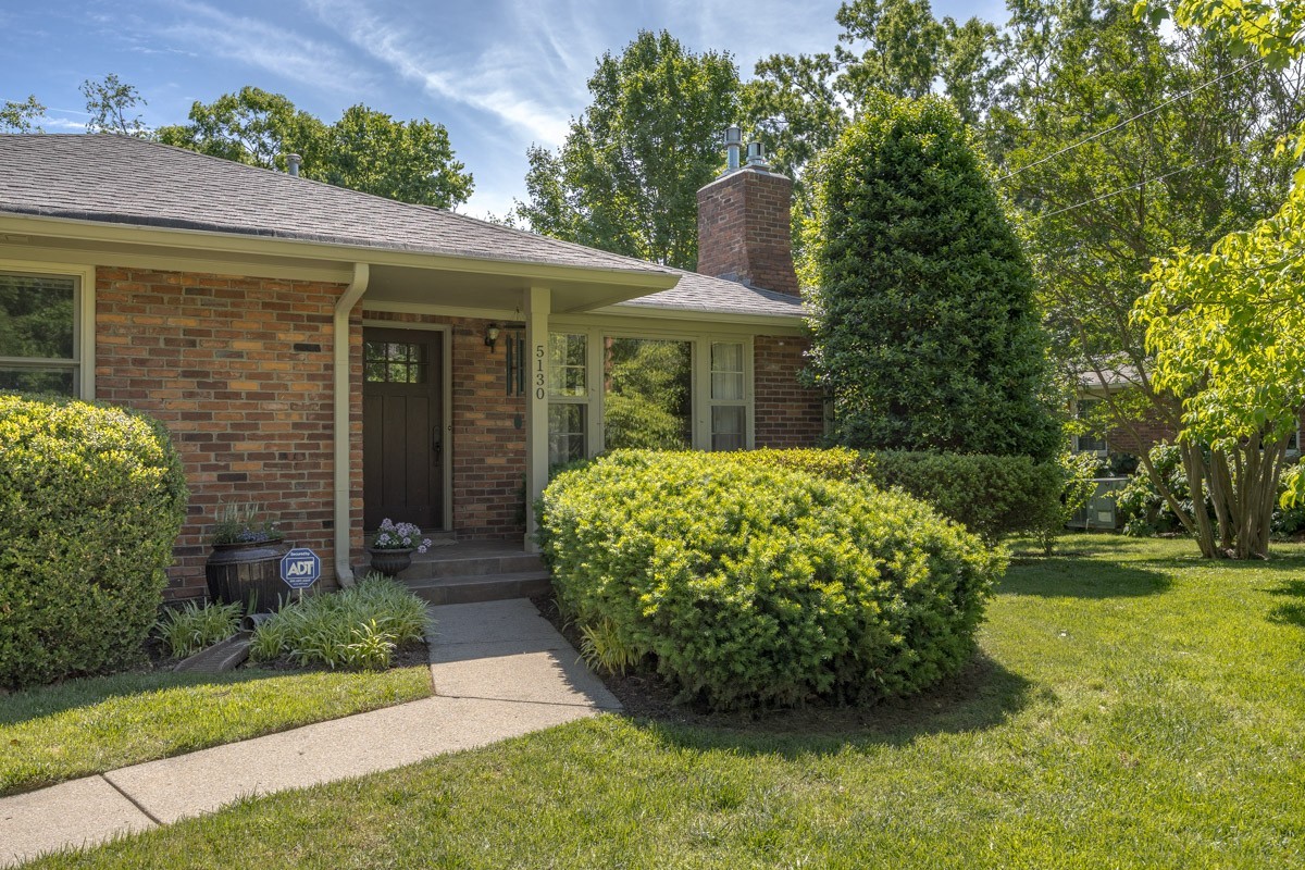 Home for sale in 5130 Overton Rd Nashville, TN