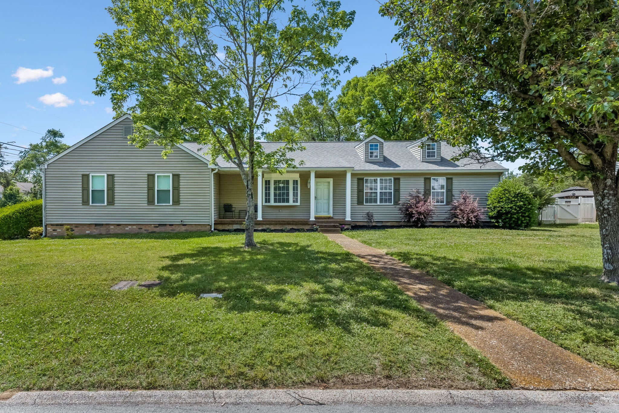 Home for sale in 3876 Priest Lake Dr B Nashville, TN