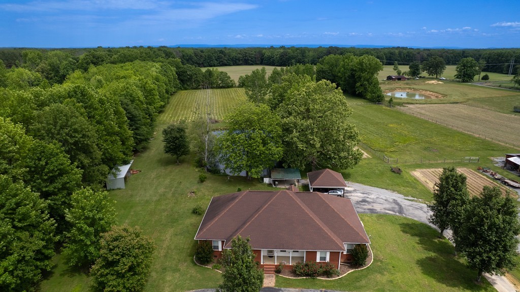Home for sale in 84 Scott Orchard Rd Taft, TN
