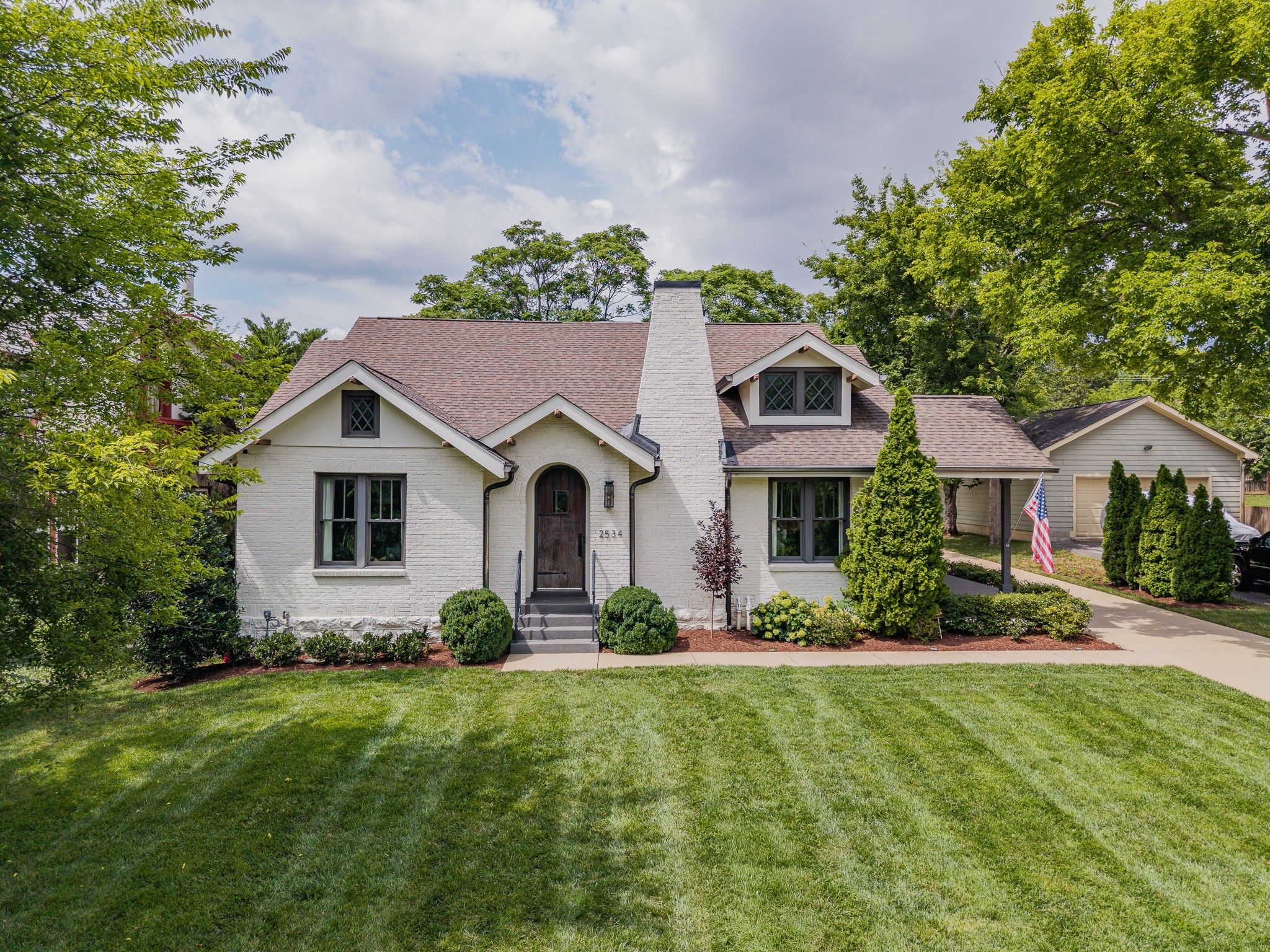 Home for sale in 2534 Ashwood Ave Nashville, TN