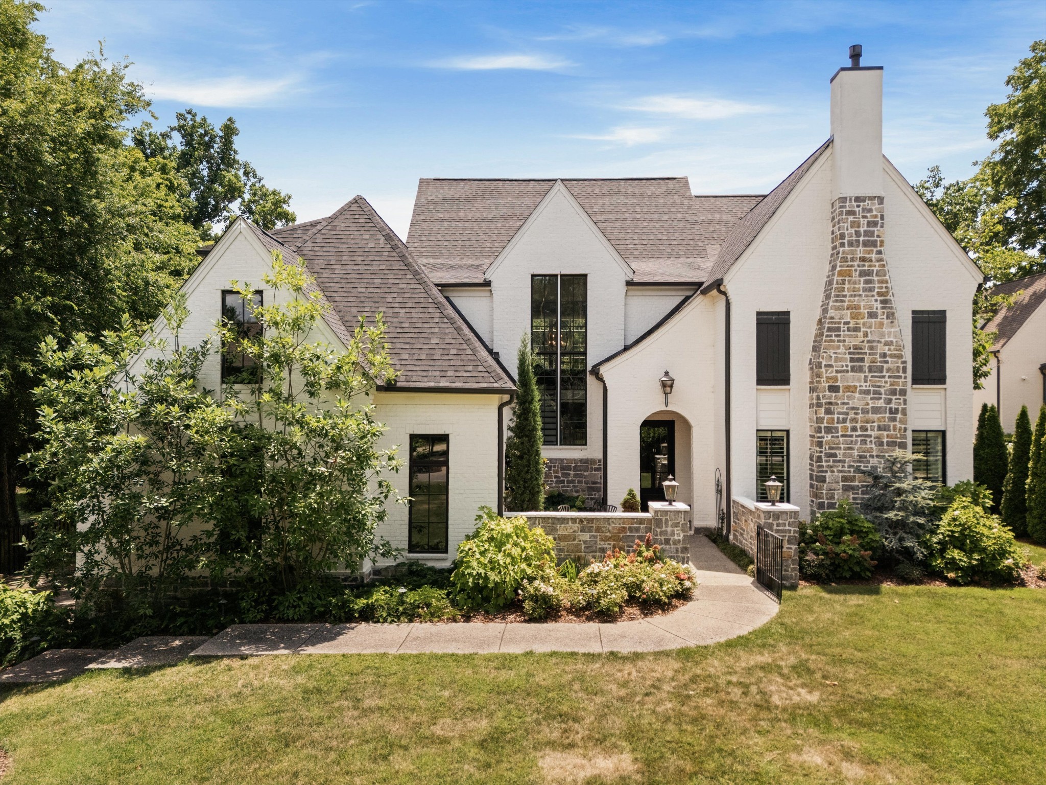 Home for sale in 135 Alton Rd Nashville, TN