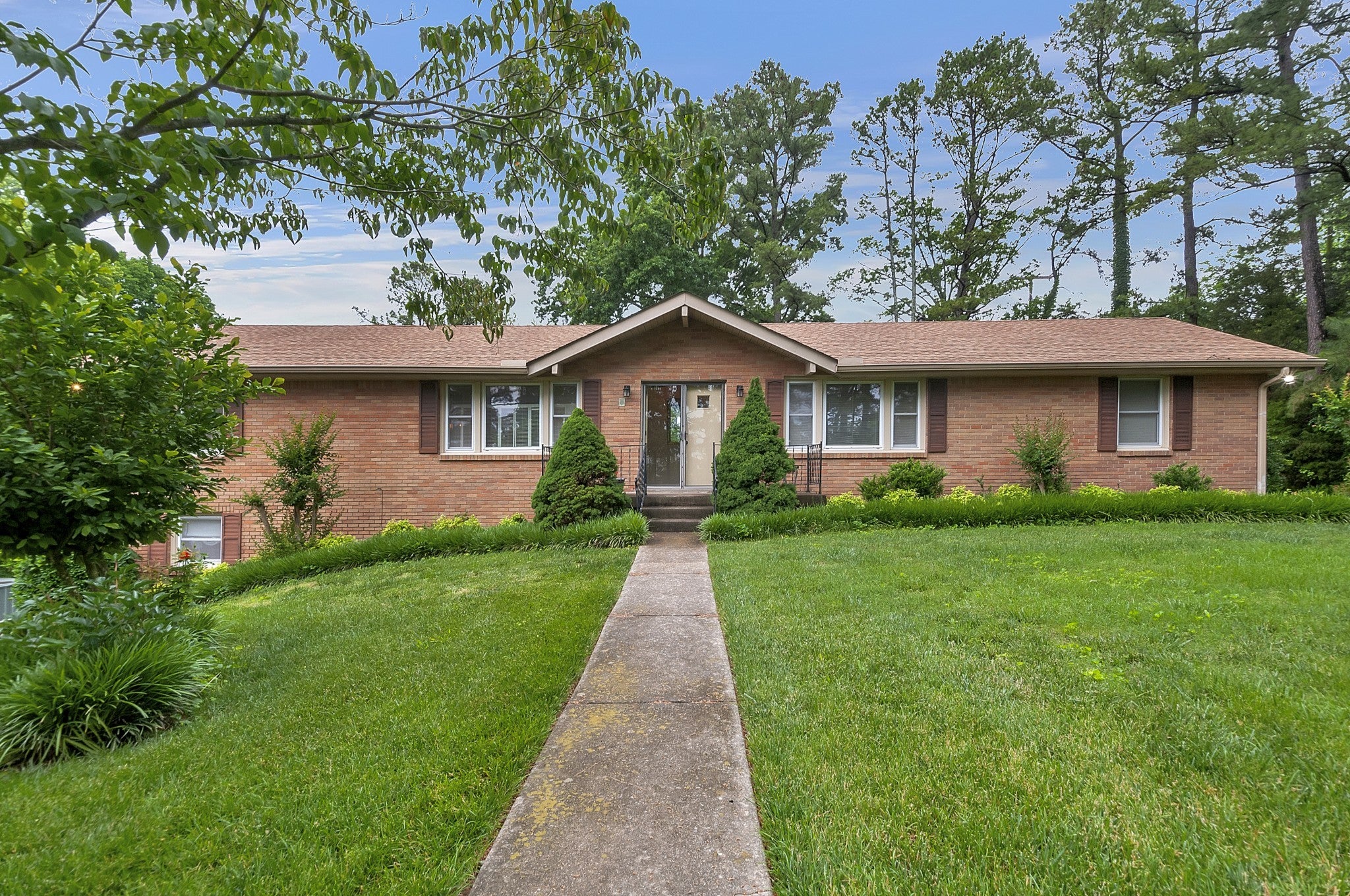 Home for sale in 7400 Stacy Dr Nashville, TN