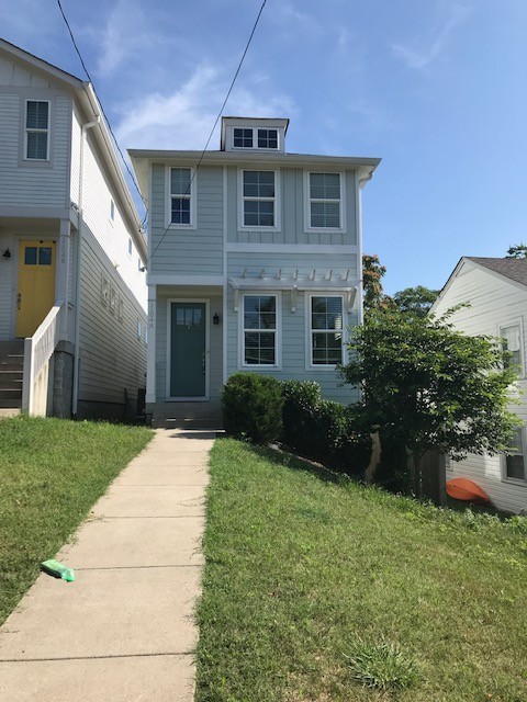 Home for sale in 1104a W Grove Ave Nashville, TN