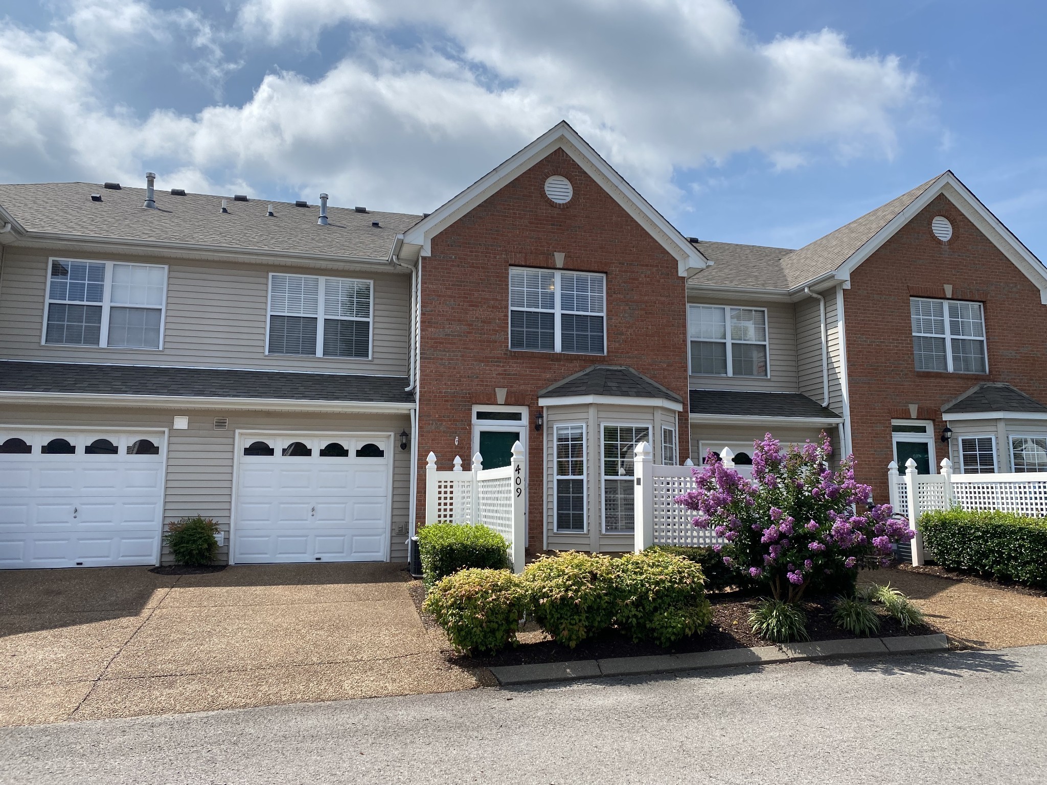 Home for sale in 409 Compton Ln Franklin, TN
