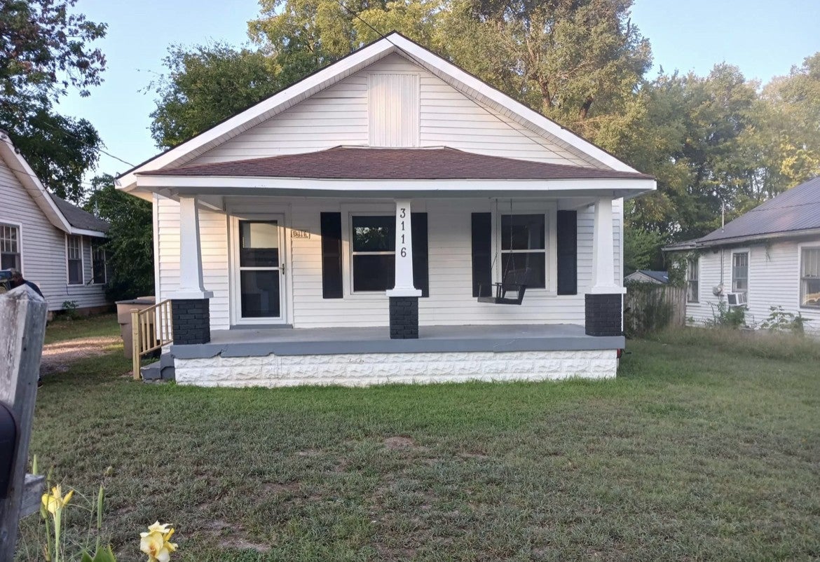 Home for sale in 3116 Doak Ave Nashville, TN