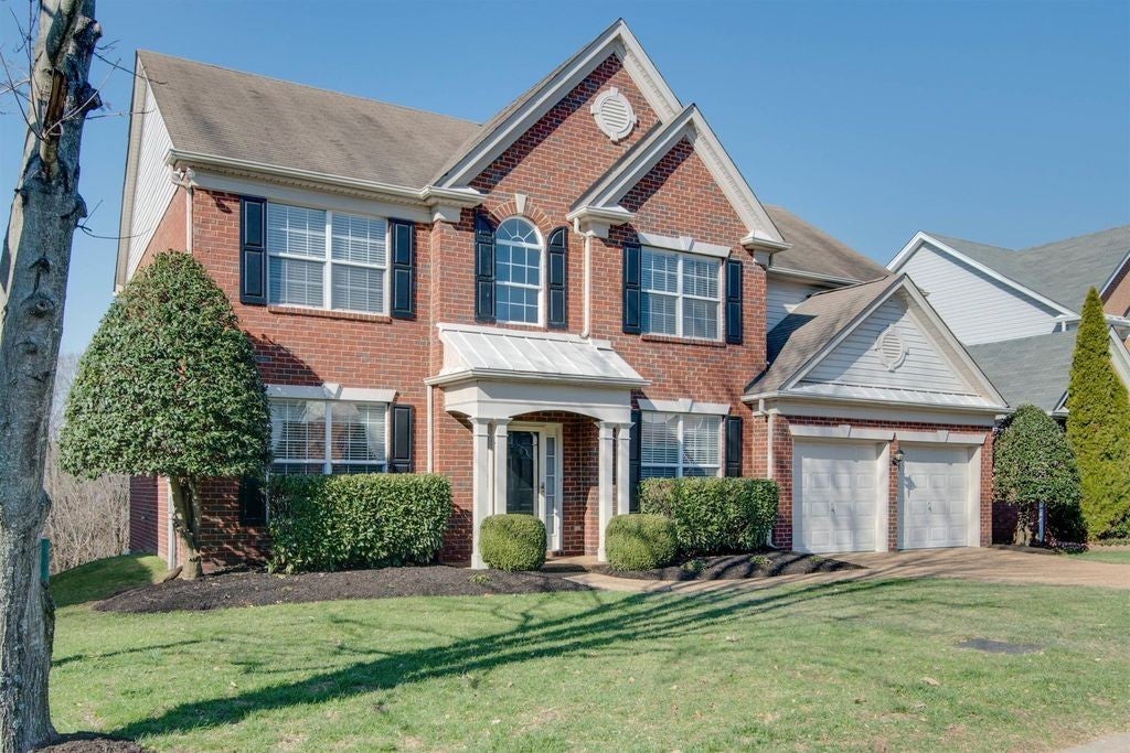 Home for sale in 5541 Nevil Pt Brentwood, TN