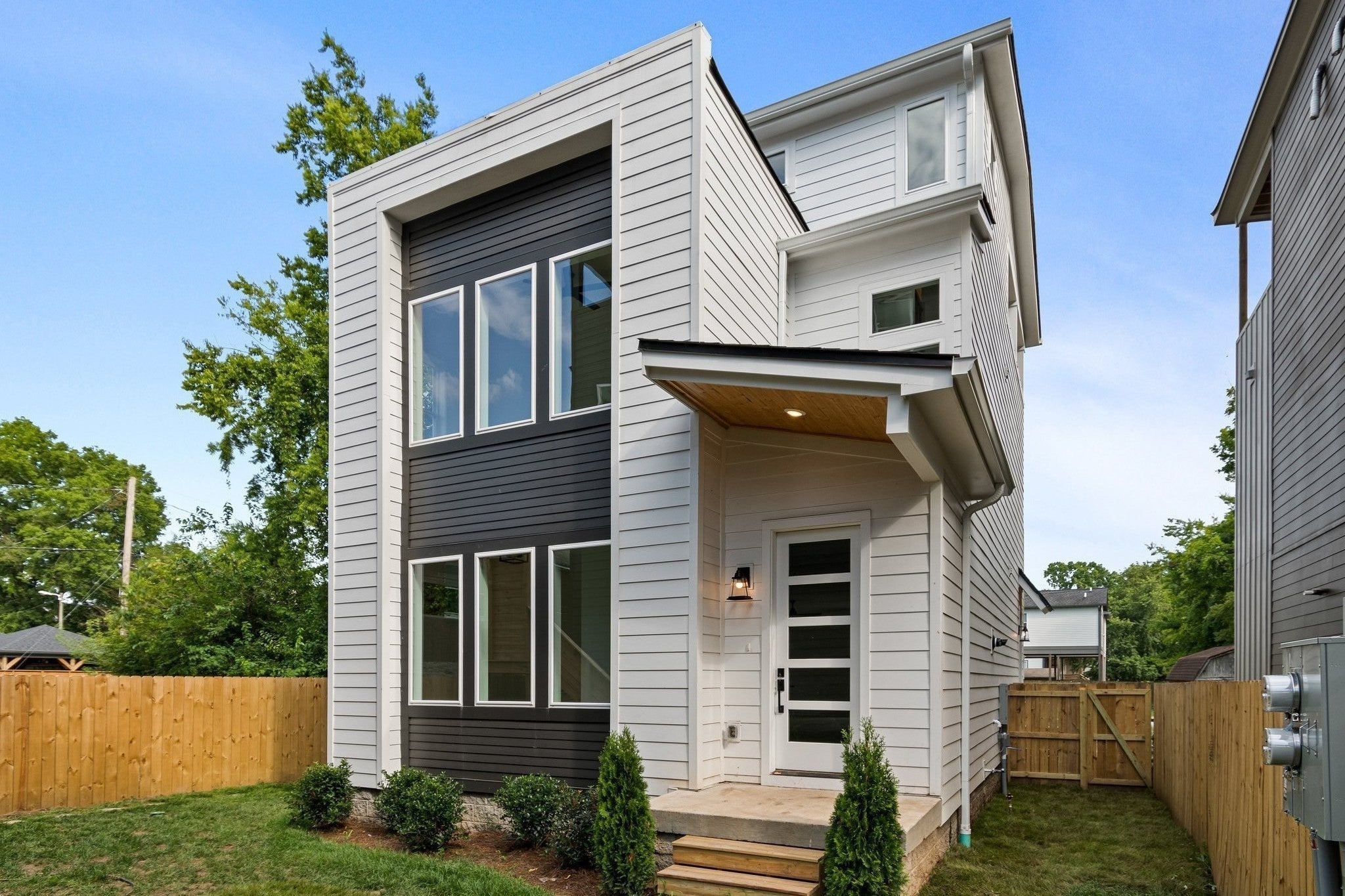 Home for sale in 1503 Clay St A Nashville, TN