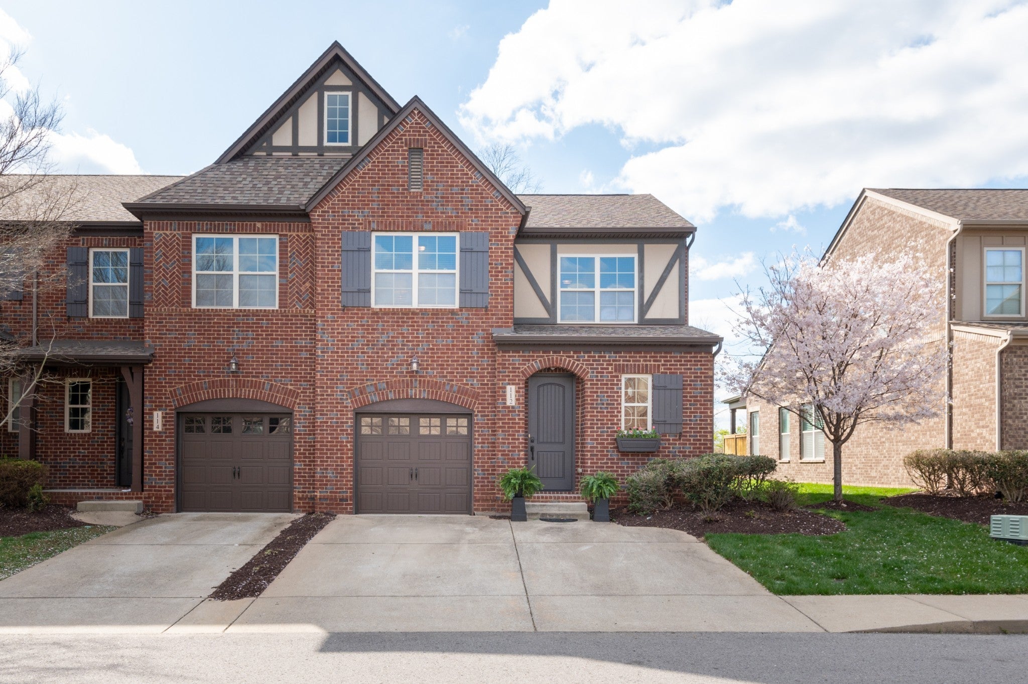 Home for sale in 112 Ambassador Pvt Cir Hendersonville, TN