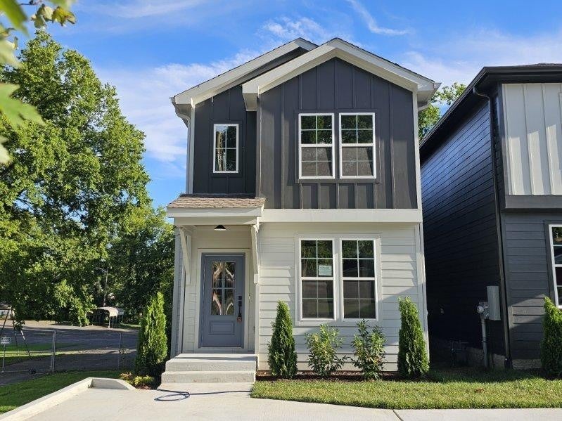 Home for sale in 1304b Monetta Ave Nashville, TN