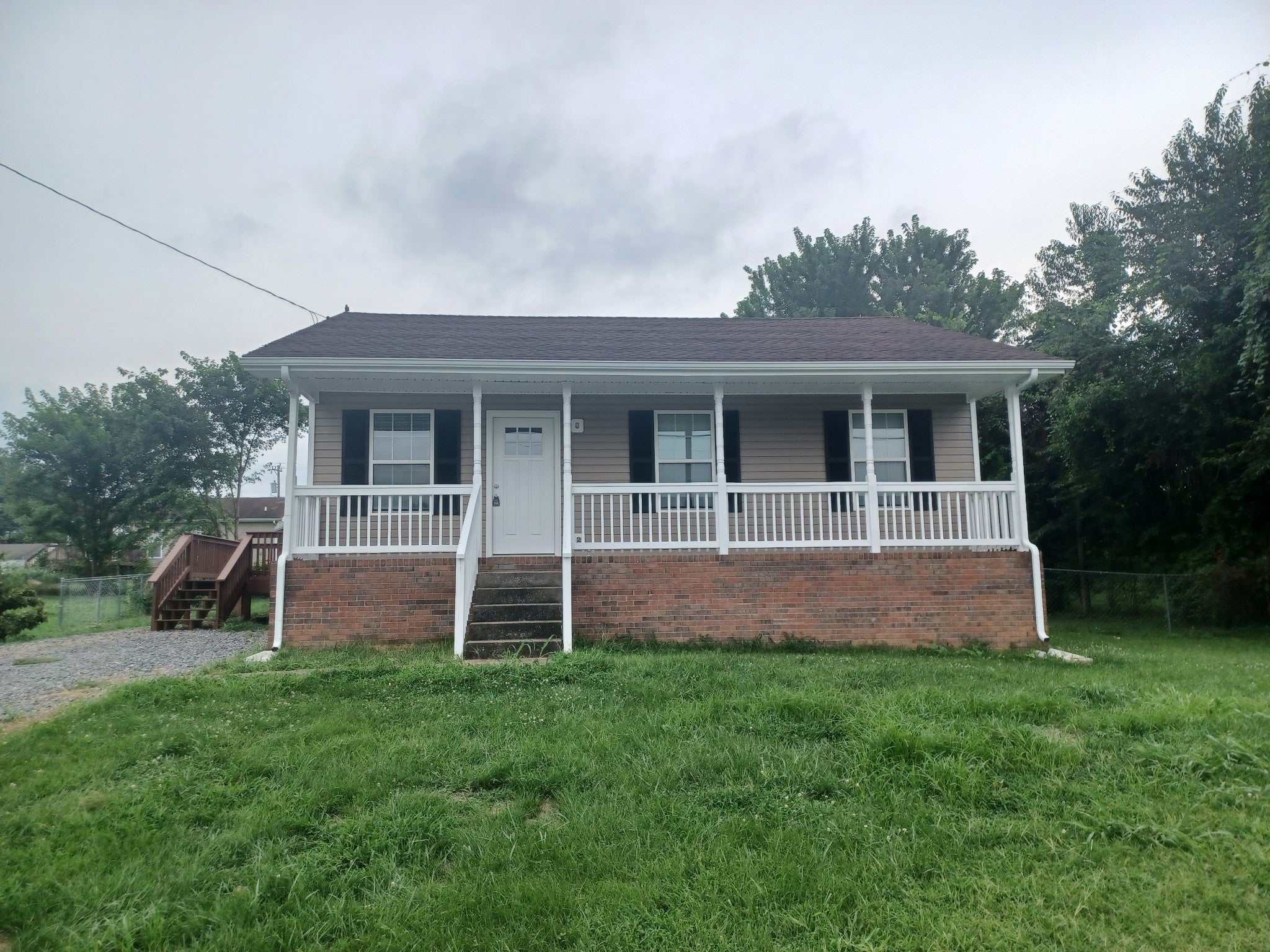 Oak Grove Real Estate - Residential Lease for sale