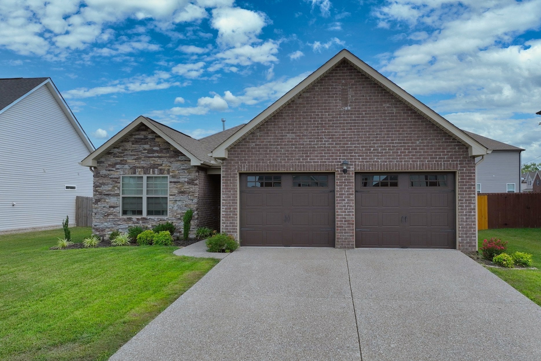 Home for sale in 1044 Ellington Dr Gallatin, TN