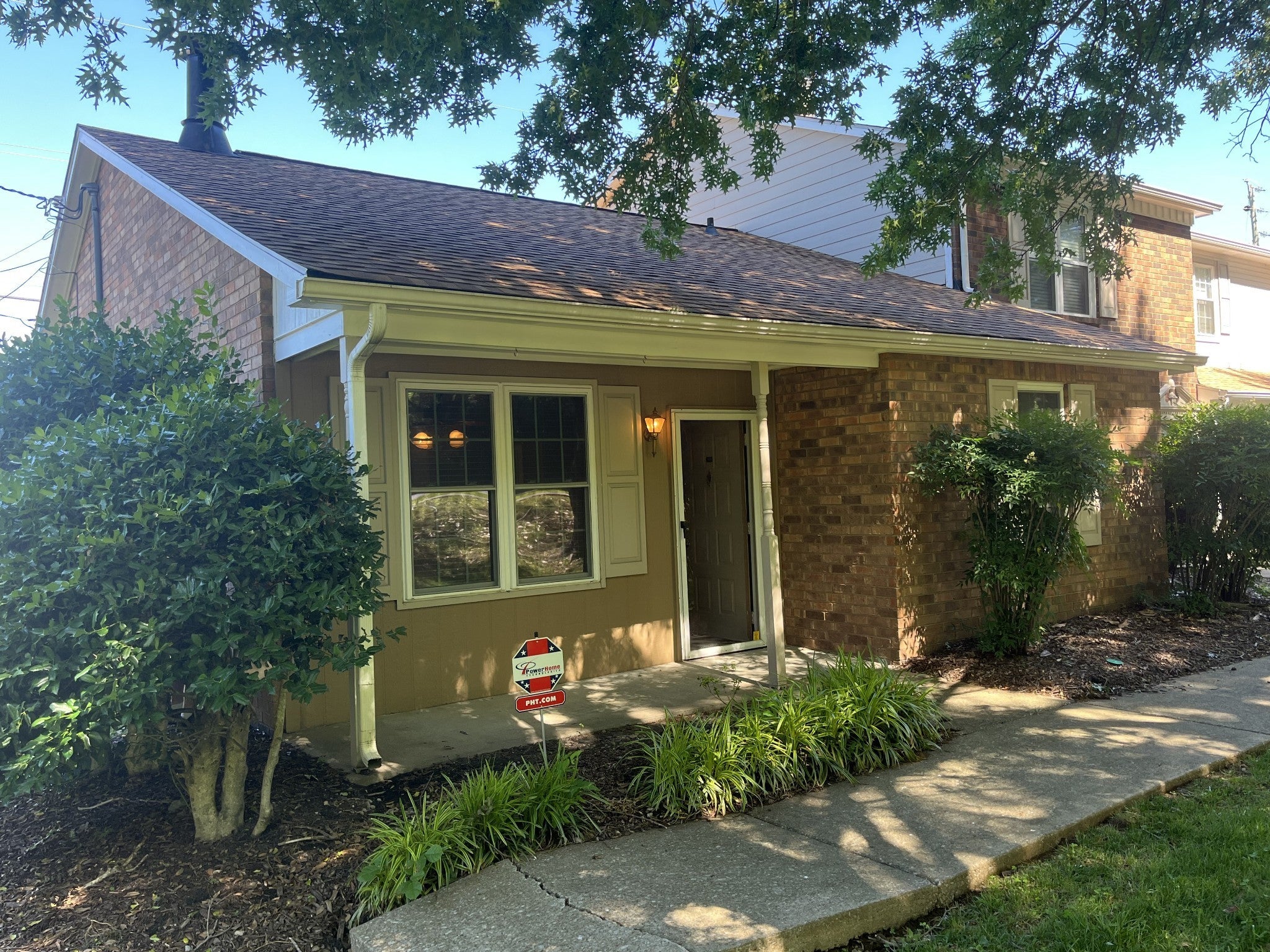 Home for sale in 430 Walton Ferry Rd 1700 Hendersonville, TN