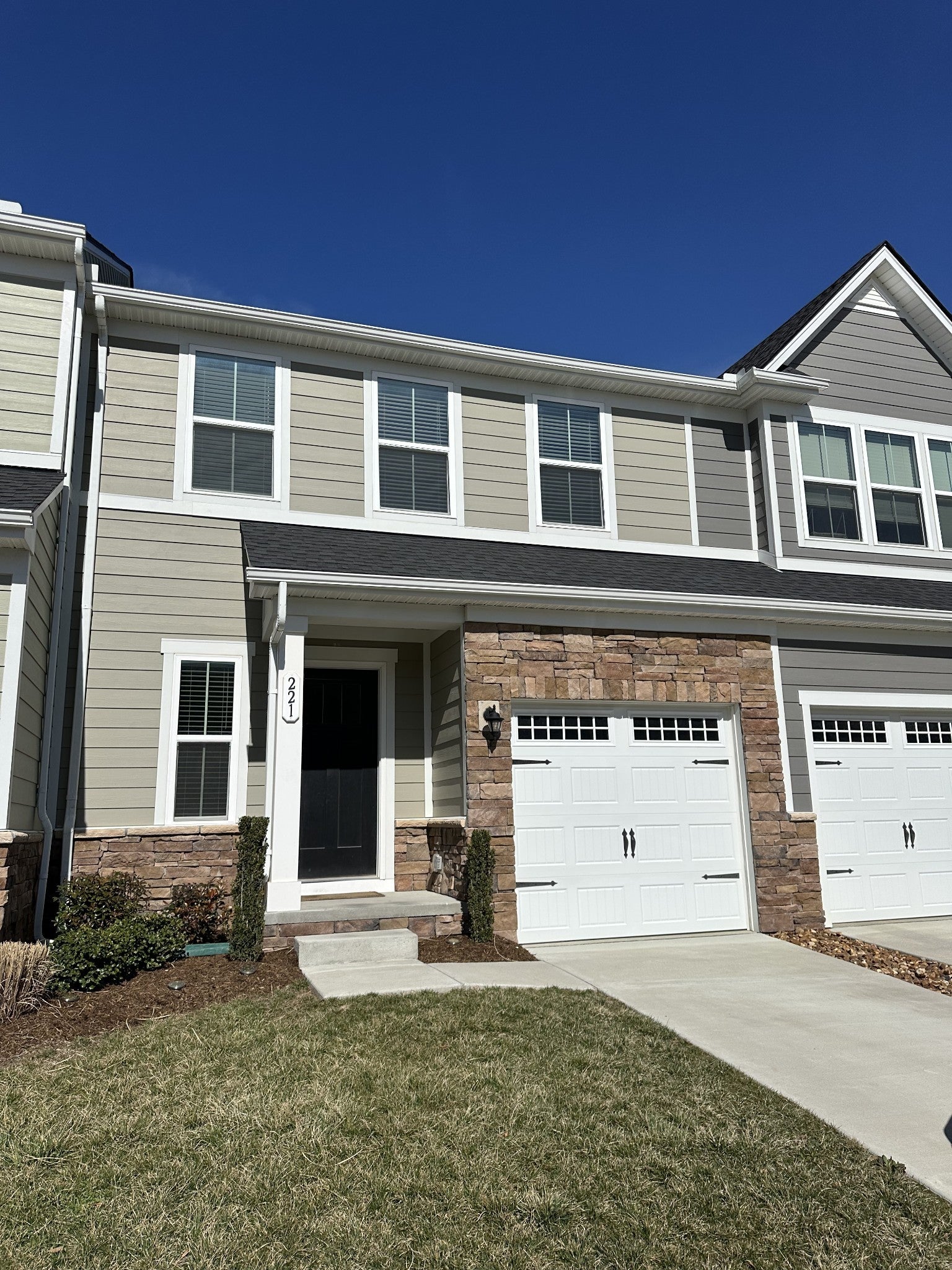 Gallatin Real Estate - Residential Lease for sale