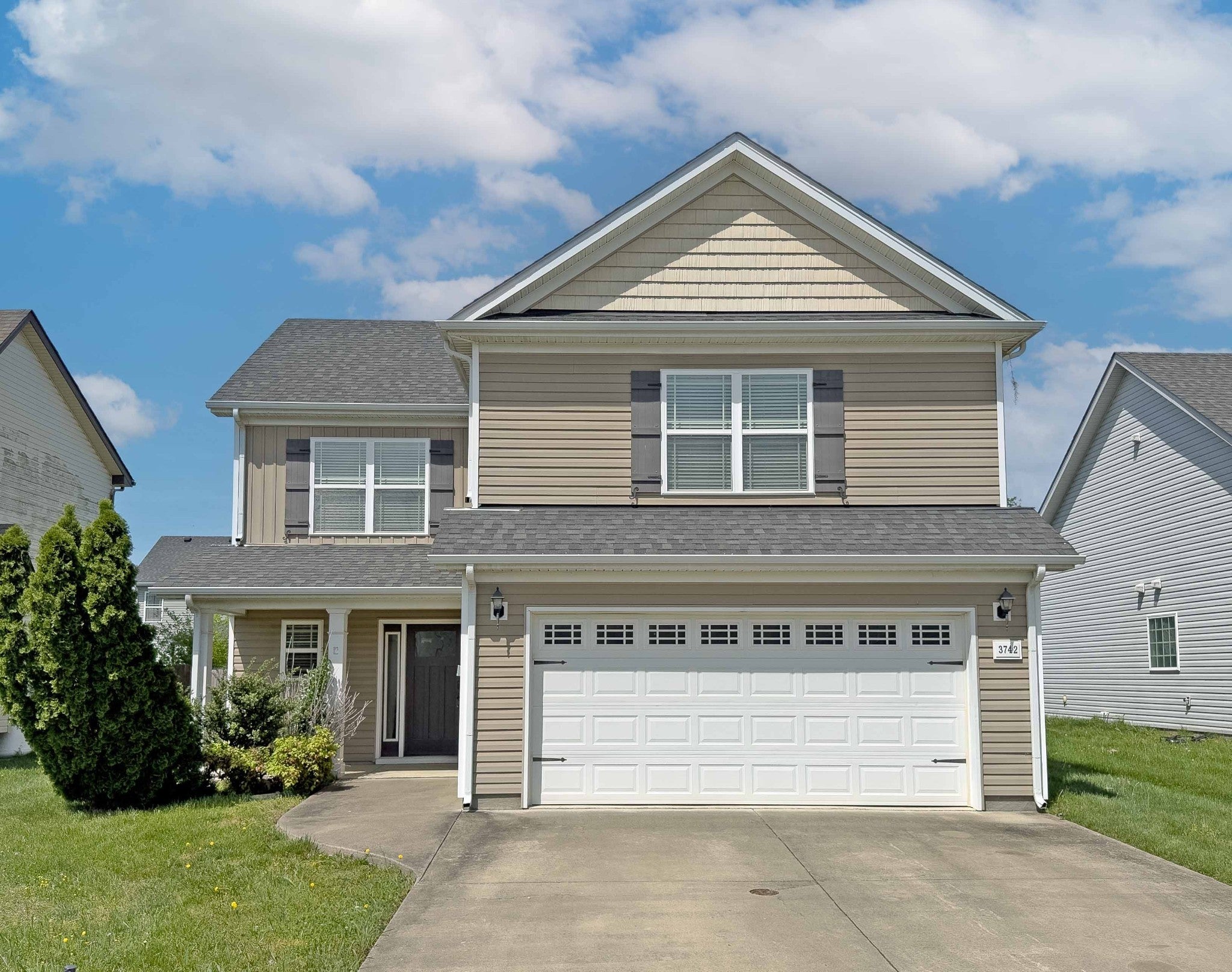 Home for sale in 3742 Gray Fox Drive Clarksville, TN