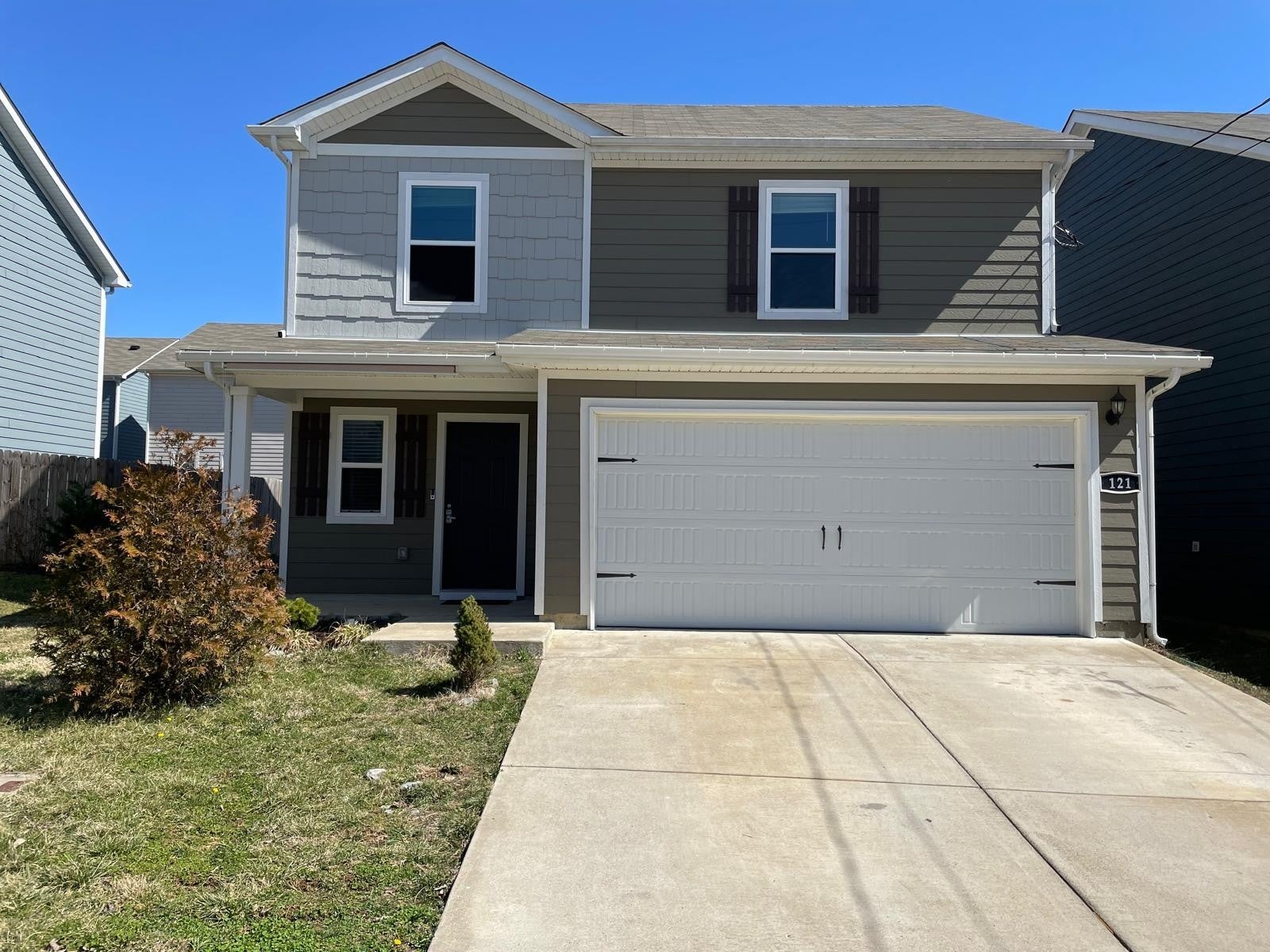 Home for sale in 121 Westcott St La Vergne, TN