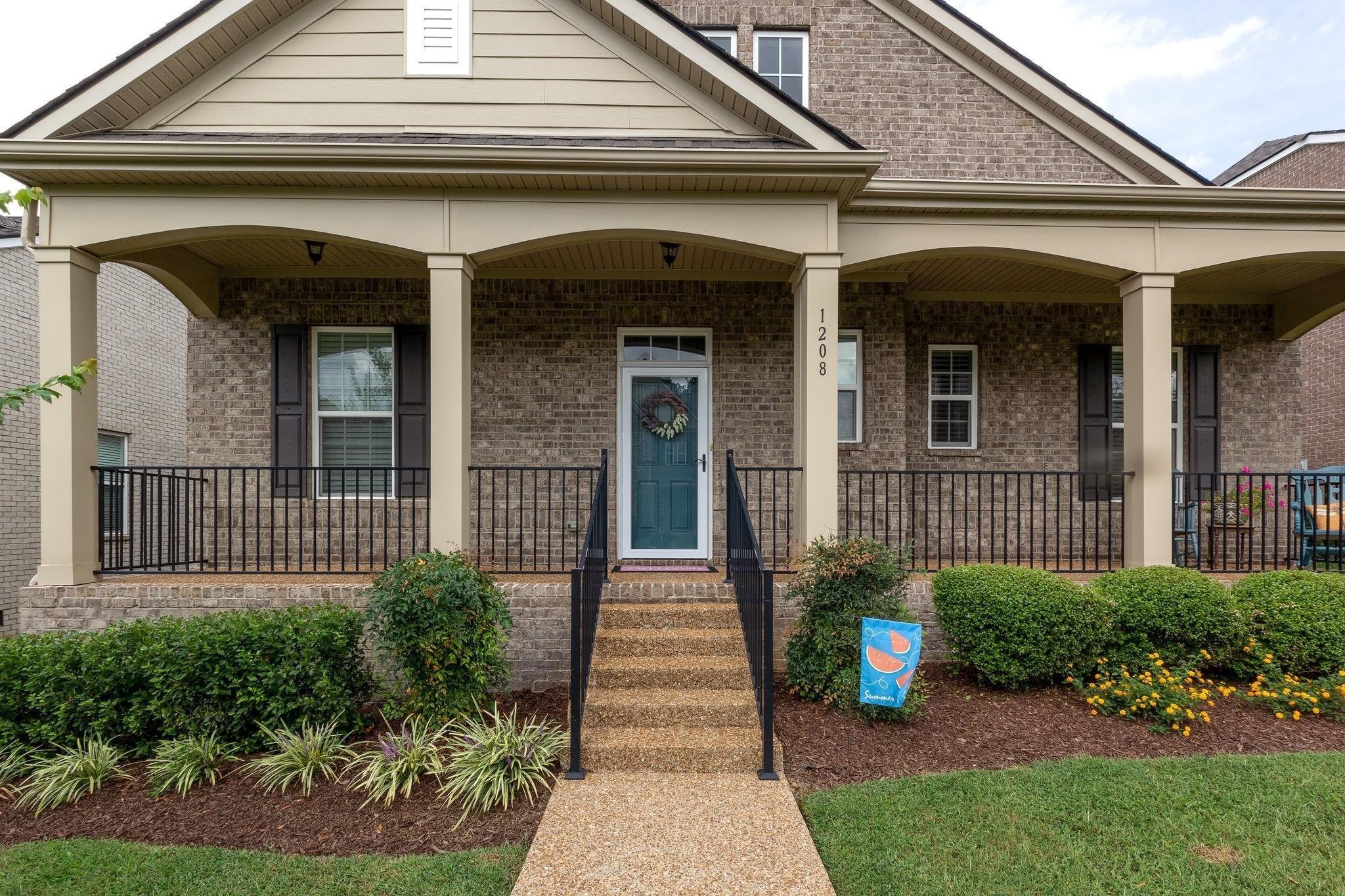 Brentwood Real Estate - Residential Lease for sale