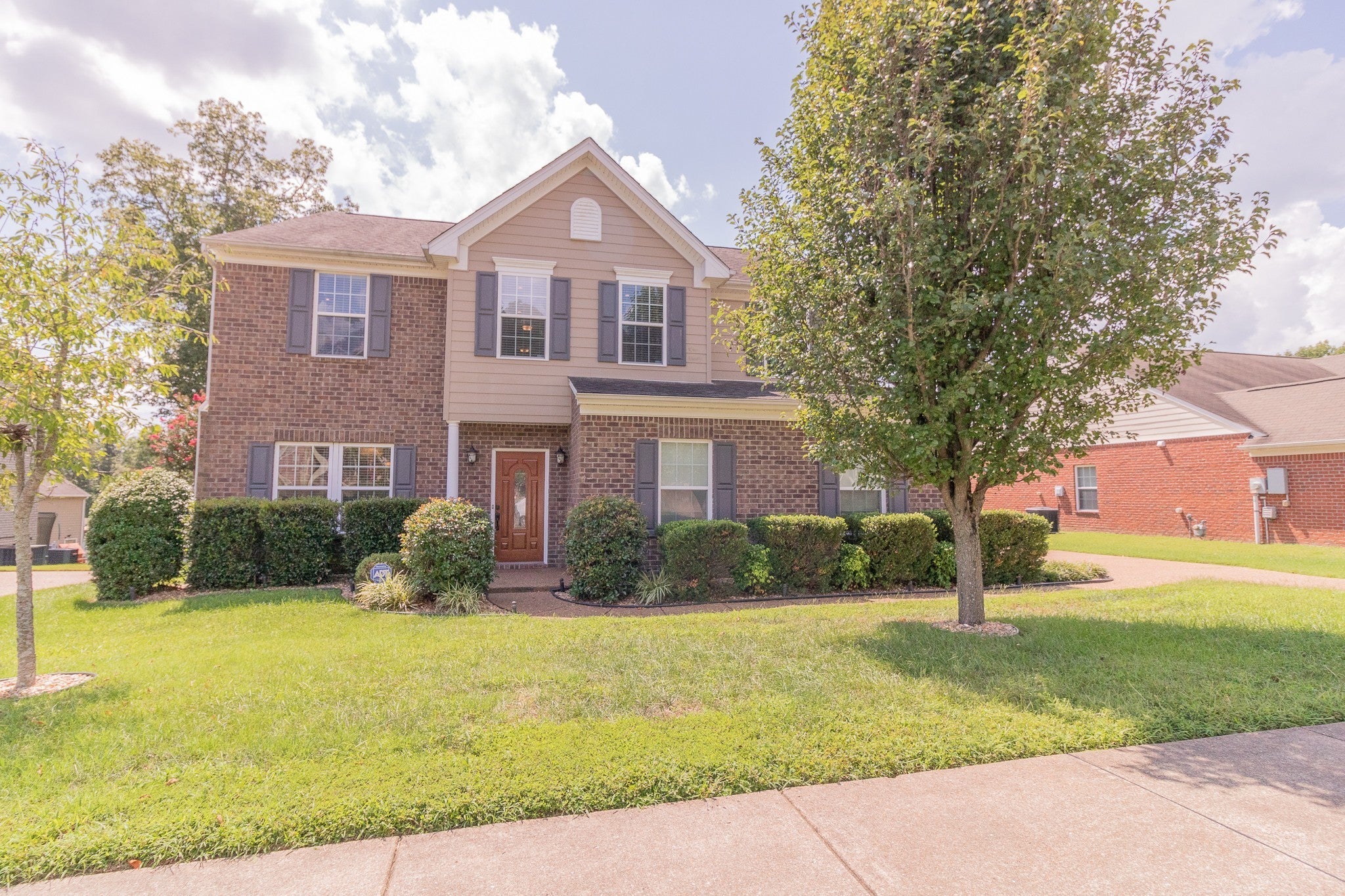 Hendersonville Real Estate - Residential Lease for sale