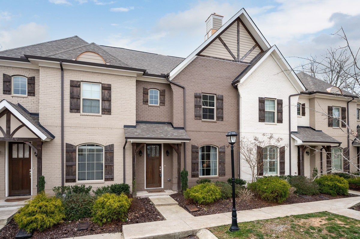 Home for sale in 540 Harpeth Park Dr Nashville, TN