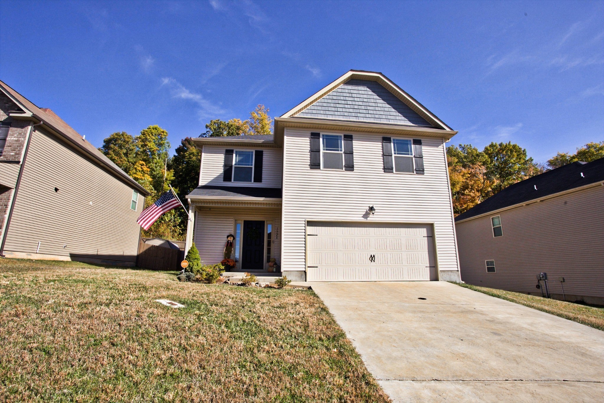 Home for sale in 1328 Black Oak Cir Clarksville, TN
