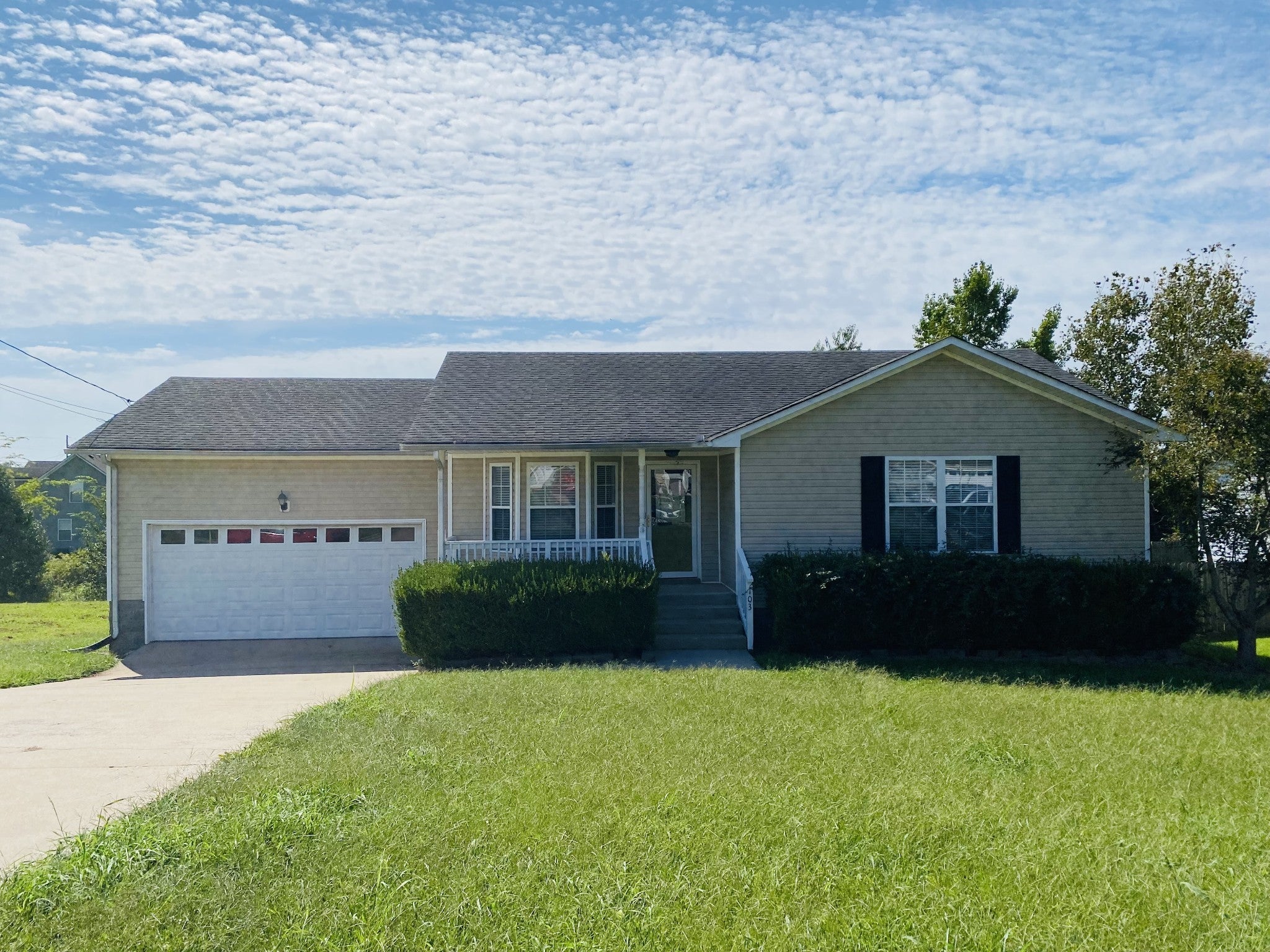 Oak Grove Real Estate - Residential Lease for sale